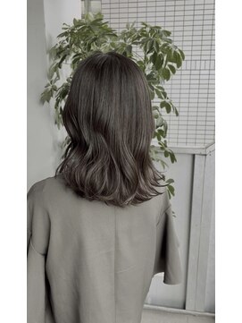 エクラート リラ 立川店(ECLART lilas.) オリーブカラー