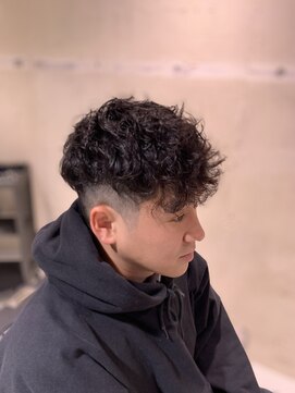 フランクスバーバーザスタンド(Frank’s barber the stand) ナチュラルスペインカールK