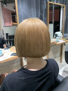 リーオオサカ(Lee Osaka) ミニボブ