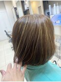 ボブ/白髪ぼかしハイライト