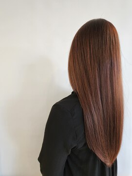 クララ トヨハシ(CLALA Toyohashi) クララ独自酸熱髪質改善トリートメント