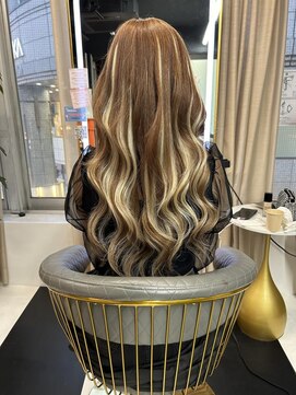 ルフレ 新宿本店1st(Reflet) エクステハイライト