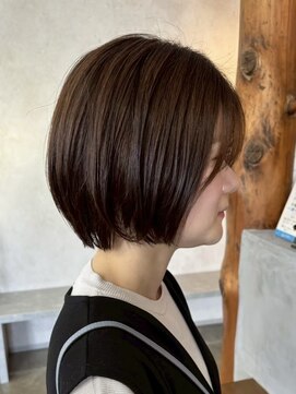 ビスクヘアデザイン(bisq hair design) ショートヘアー　ブラウンカラー　前髪カット　顔まわり　韓国風