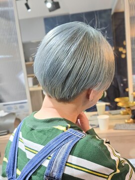 バイエイト(X８) マッシュショート×ブルーシルバー