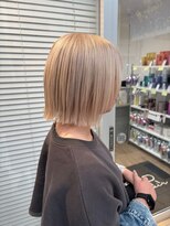アクルヘアーバイテソロ(AKUR hair by tesoro)&nbsp;ハイトーンミルクティー