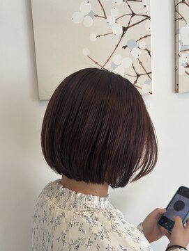 ジジ チーク 栃木(Gigi cheek) ショットボブ