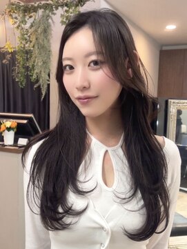 アミヘアーサプライ(AMI Hair Supply) ロングレイヤーカット/顔まわりレイヤー/韓国風レイヤー前髪なし