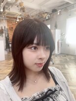 マル 日立(maru.)&nbsp;韓国風厚め前髪×お顔周りカットで作る大人可愛い艶髪カラー！