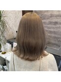 ブランドベージュ