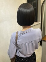 ロンドエニカ 大宮(Lond enika)&nbsp;ぱつんとショートボブ×ブルーブラックカラー　大宮