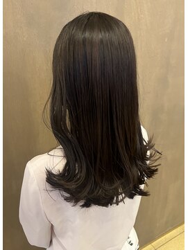 コトンアトリエ 人形町(COTON atelier) oggiottoトリートメントで艶とまとまりアップ！（暗めカラー）