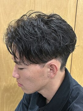 ニアウ 伊勢崎連取店(Niau) 波巻きスパイラルパーマツイストスパイラルパーマシャドウパーマ