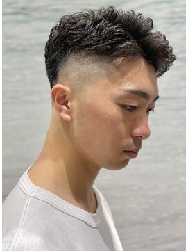 ヨシザワインク プレミアム 横浜 桜木町店(YOSHIZAWA Inc. PREMIUM) 強めアイロンパーマ×ショートツーブロックスキンフェード