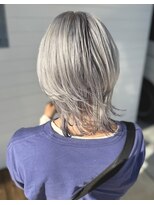 ヘアースタジオゼン アドバンス(hair studio Zen advance)&nbsp;ウルフ×ペールシルバー
