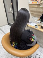 シカ 神戸三宮元町店(Cica)&nbsp;髪質改善UPTOGLOSS トリートメント 三宮 神戸 黒髪 ロング