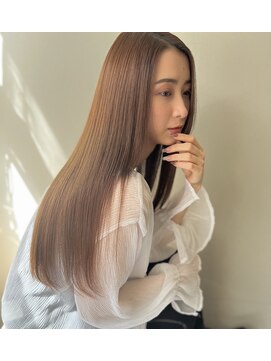 エル バイ アンキシム(elu by AHNKISM) 美髪ストレート