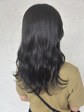 チャルム (Charom) 暗めオリーブベージュカラー