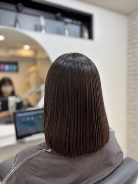 メモリーズ 銀座(Memories) ナチュラル結べる長さミディアムヘア