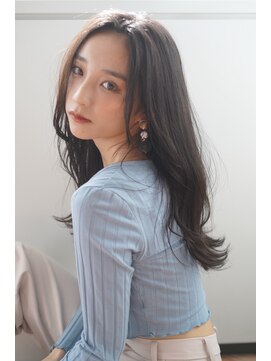 ルフュージュ バイ プロデュース 相模大野店(Refuge by Produce) 暗髪/レイヤーカット/長めバング