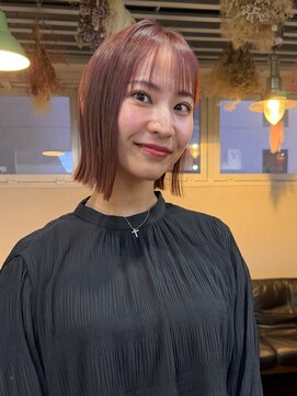 ジル ヘアデザイン ナンバ(JILL Hair Design NAMBA) チェリーブラウン/外はねボブ/切りっぱなしボブ/難波/大人ボブ