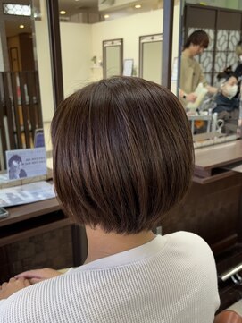 黒髪/クラゲヘアー/オリーブグレー/小顔/ココアベージュ/成田