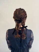 リム(Limb)&nbsp;ヘアアレンジ　変形ツイン