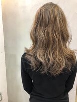 へアメイクワンプラス 四日市(HAIR MAKE ONEplus)&nbsp;20代30代オススメ♪ダブルカラーブリーチ★クリーミーグレー