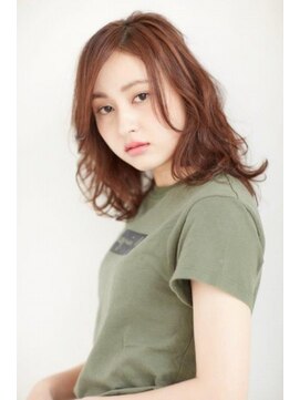 ヘアーアンドメイク アズール 志木店(Hair&Make Azur) 【Azur　志木店】　大人めハネ感パーマ