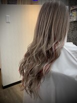 ヘアーグランデシーク(Hair Grande Seeek)&nbsp;ホワイトベージュにインナーレッド