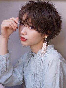 アトリエ フェム(atelier.fem) [ショート]ニュアンスショートパーマ×ラフグレージュ