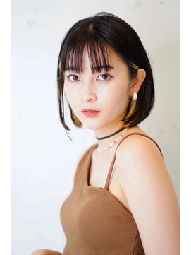 ロミー 本厚木(ROMMY.) 大人可愛いイヤリングカラー コンパクトボブ