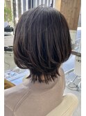 【Velis】20代30代40代50代大人ひし形くびれミディアムウルフ♪