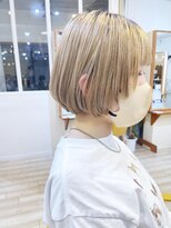 モリオ フロム ロンドン 成増店&nbsp;【morio成増 芹澤】切りっぱなしボブ  ハイトーンカラー