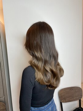 ナンバー リコ 名駅 ジャム 名古屋(N° rico JAM) こなれヘア　ナチュラルバレイヤージュ　グラデーション