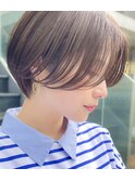暖色カラー×束感ショート×小顔矯正立体カット
