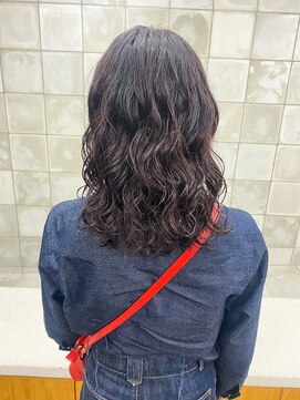トゥコ(tuco) パーマ　ぶどうカラー　スパイラルパーマ