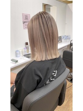 ジゼル(gisele) (小山)シャドールーツ