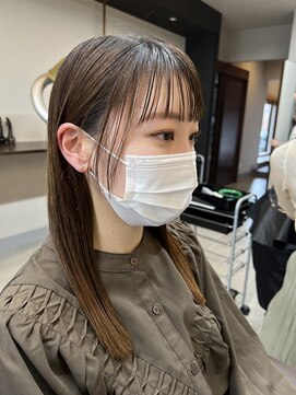 リリ(Liri material care salon by JAPAN) 纏まりのあるセミロングデザイン