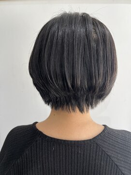 ウタ(uta) ショートボブ