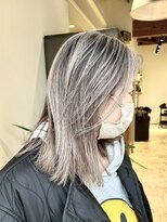 リフル 八王子(RIFULL)&nbsp;ハイライト　レイヤー ショートヘア　ボブ　くびれレイヤー