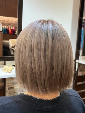 カットハウスジャックポット(Cut House Jackpot) ミルクティーボブ