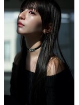 ウーフ(U-fu) 暗髪ストレート