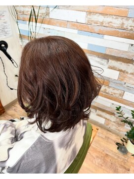 ハウオリ ヘアーワークス(Hauoli hair works) ウルフレイヤー×ブルーヴァイオレットカラー