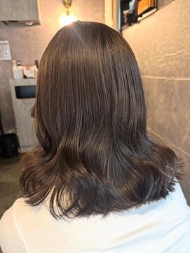 エルバイラビス 大宮(elu by lovis) 《Hina》オリーブブラウン