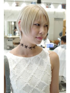 ピークアブー 原宿ハラカド(PEEK-A-BOO) ハイトーンショート