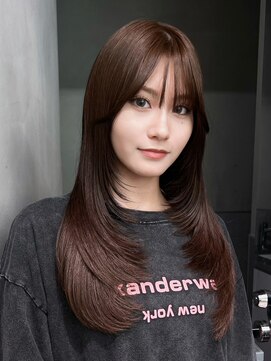 ロンググレージュ暗めカラー韓国ヘア顔周りレイヤー_F31086