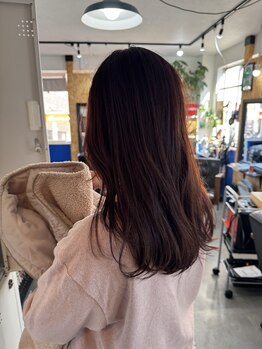 ジュリー(Julie)の写真/乾燥によるパサつきにお悩みの方へ◎ウルトワ、シルミア導入サロンでうるツヤ髪へ導く贅沢体験♪