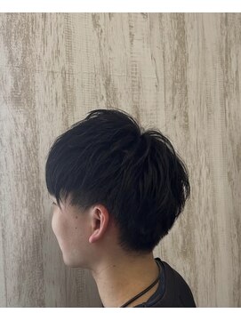 エムバランス(M.Valance) 刈上げマッシュ
