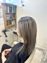ヘアーアンドメイク ドレス(DRESS)&nbsp;シャドールーツ