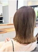 切りっぱなし外ハネミディアム
